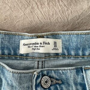 Abercrombie & Fitch Light Blue High-Rise Mom Jean Shorts
